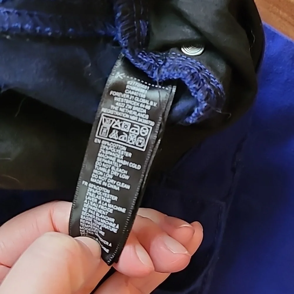 🎉Host Pick🎉 Forever 21 Colbat Blue Ankle Zipper Jeans - Picture 10 of 11